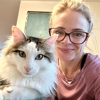 cat sitter in longmont colorado